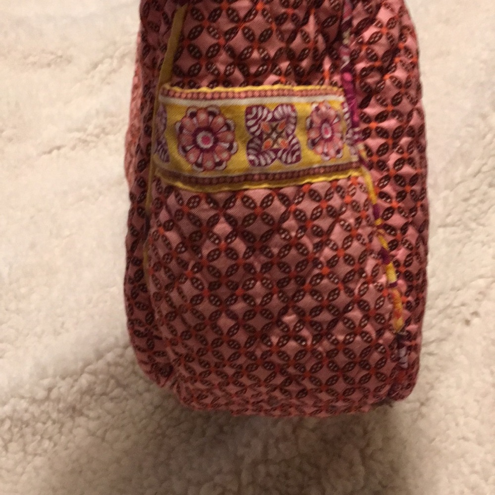 Vera Bradley Reversible Tote in Bali Gold. - Picture 7 of 12
